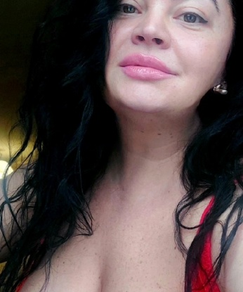 У меня есть все для наслаждения: страсть, нежность, разнообразие поз и особые услуги. Гарантирую тебе незабываемый опыт, который заставит тебя вернуться ко мне снова и снова. В Москве я уже несколько лет, и мои постоянные клиенты ценят меня за мою умелость и профессионализм. Приглашаю тебя на встречу в уютной атмосфере или могу приехать к тебе. Не могу дождаться, когда встретимся и сможем насладиться друг другом! 💋💕🔥✨ 178, 36 лет