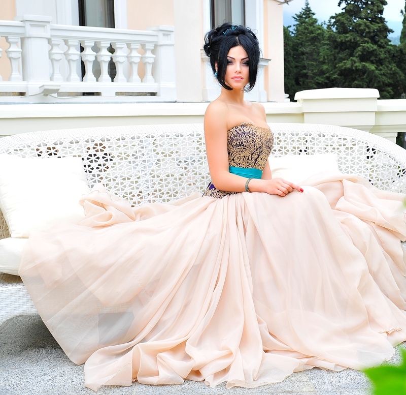 😘 Необходимые сопровождающая для вечера, я создана, чтобы удовлетворить твои самые скрытые желания. Я опытная индивидуалка с безумной страстью, и мои услуги насыщены сексуальными экспериментами и наслаждением. У меня есть внушительная грудь и фантастическая гибкость, чтобы доставить тебе незабываемые ощущения. ☺️ Живу в Москве, и я горячая на роскошных фото, которые ты можешь увидеть. Доверься моим магическим рукам - они не подведут тебя. Жду тебя... списаться со мной и испытай настоящую страсть! 🔥 21945, 20 лет